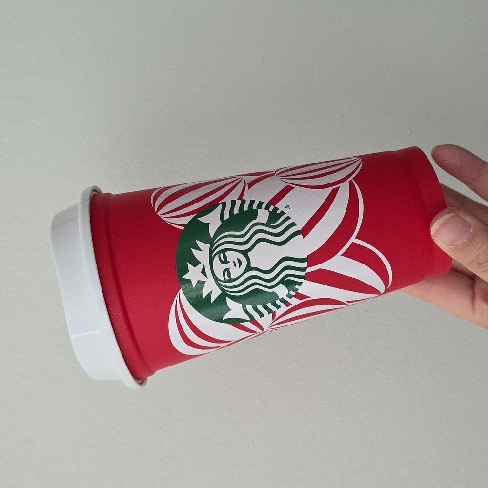 BNIB Starbucks Christmas reusable cup